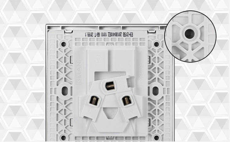 母線對(duì)墻壁開關(guān)插座重要性